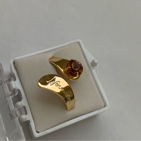 Scorpio Ring Gold November in Script & Topaz Birthstone Size 6 Wrap Ring NIB VTG - Picture 5 of 10